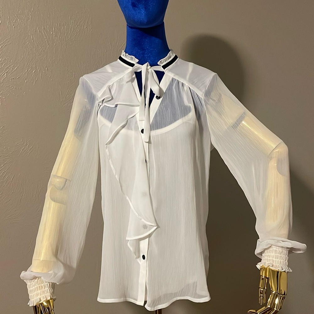 Long sleeve blouse